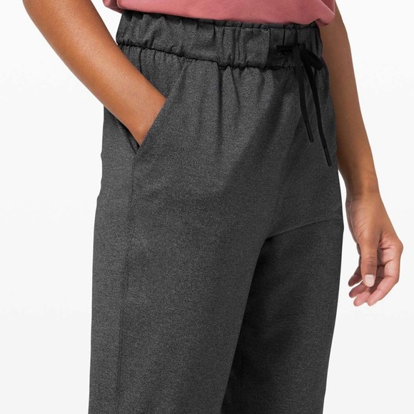 Lululemon Cropped Pants 6 Gray - Picture 11 of 16